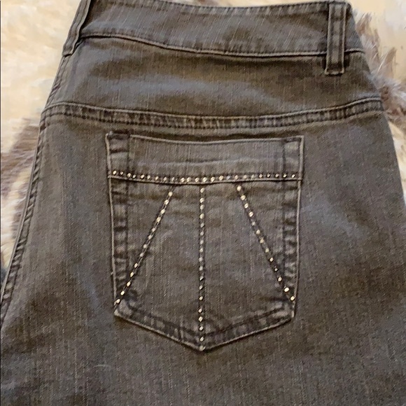 Jones New York Denim - Adorable Jones New York grey jeans 👖 bling!